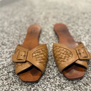 Elegant Tan Woven Buckle Sandals